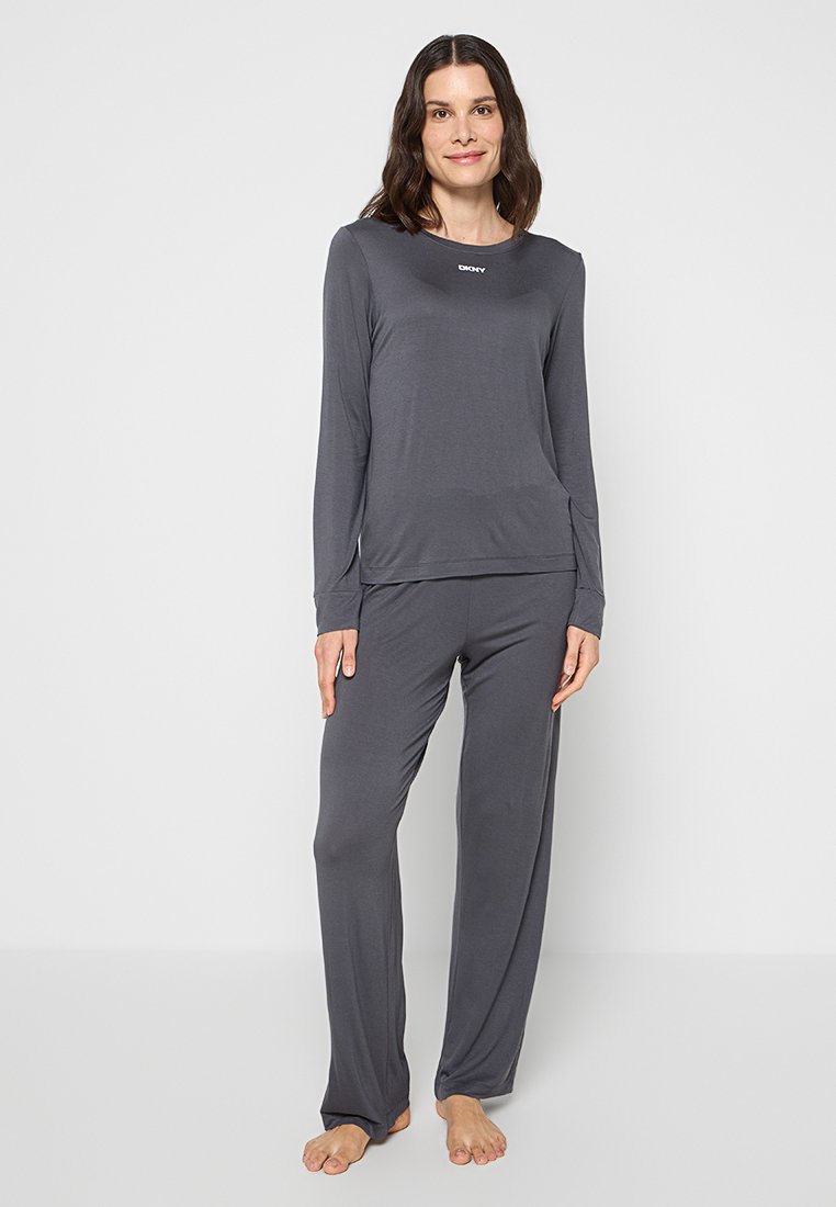 DKNY Loungewear Nachtwäsche Set Media 1