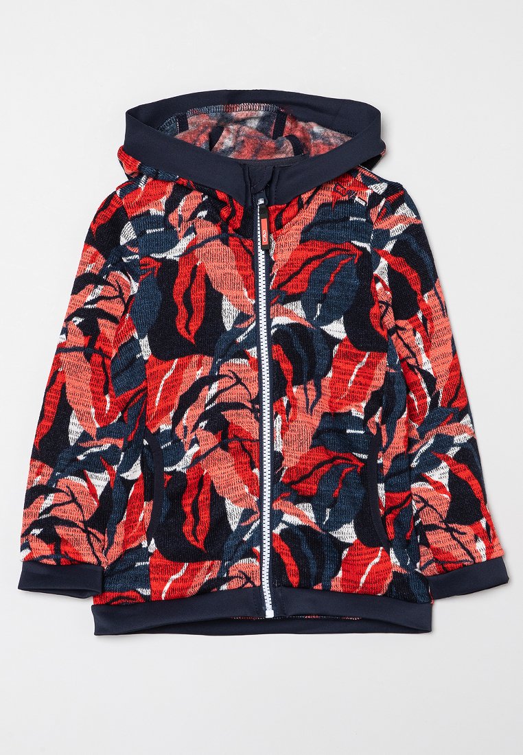 Kapuzensweatjacke mit abstraktem Blattmuster in Rot, Marineblau und Weiß, Marineblauem Bündchen und Saum auf hellem Hintergrund.