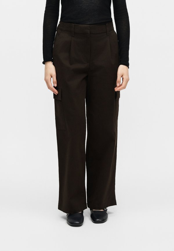 Calvin Klein Jeans EWAIST - Cargo trousers - dark coffee