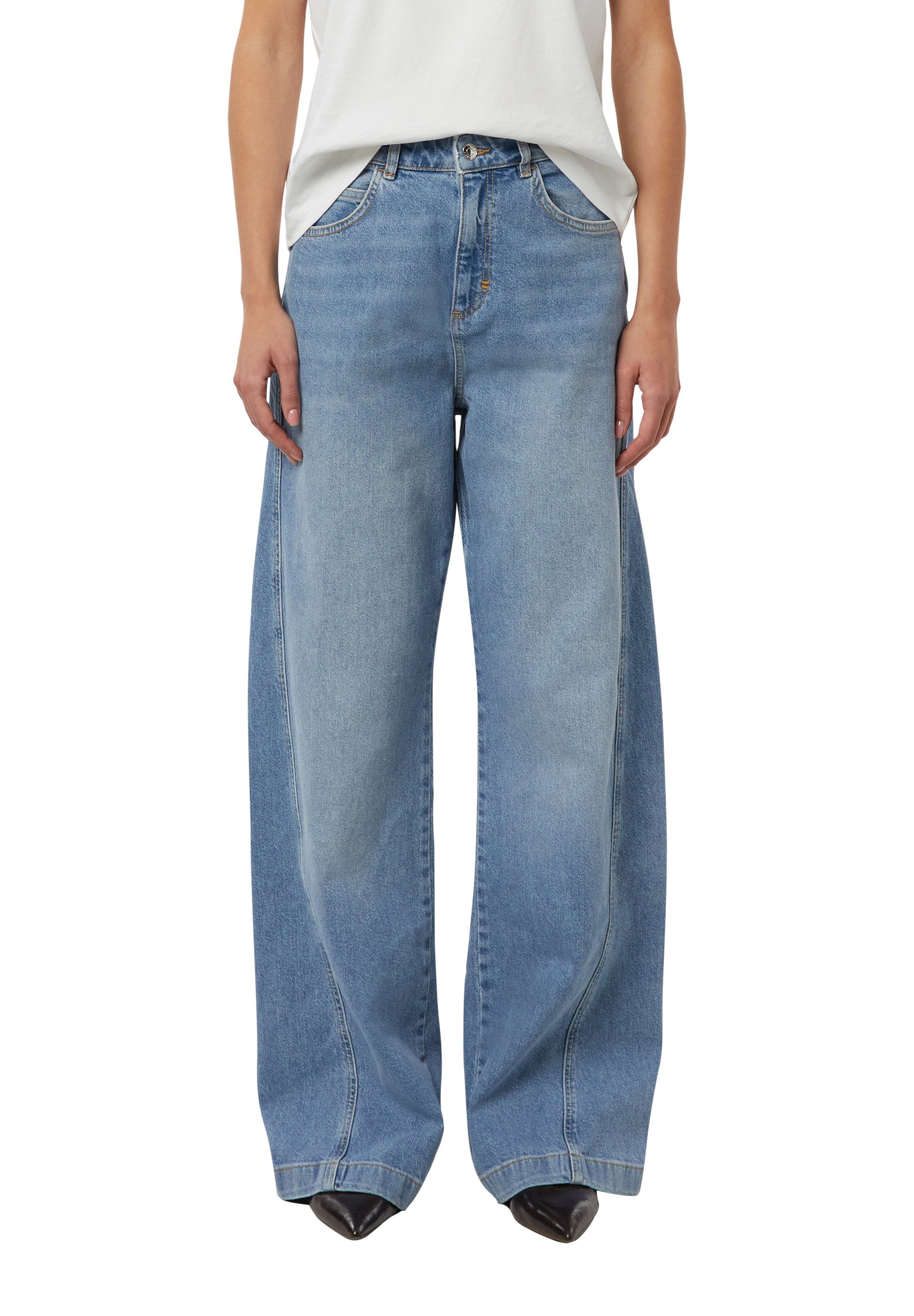 comma Wide Leg Media 7