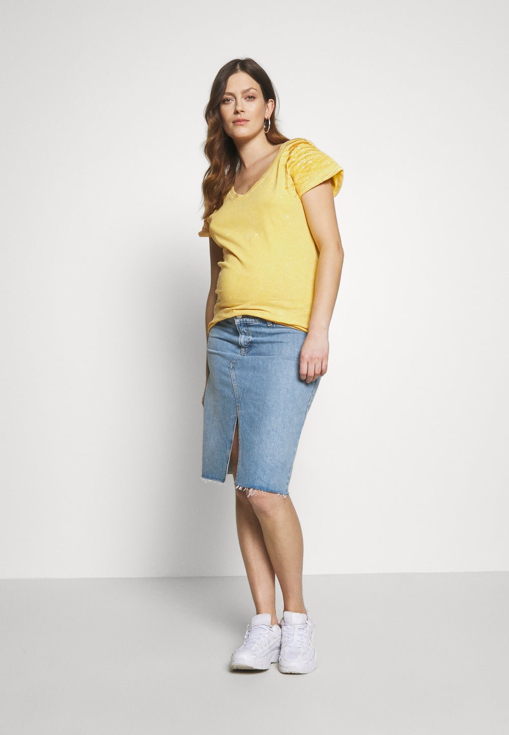 MAMALICIOUS MLANNABELL V-NECK