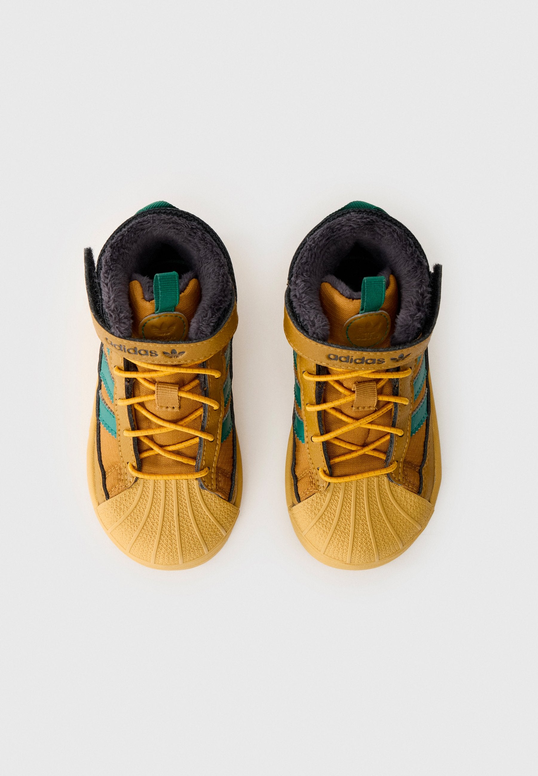 SUPERSTAR TREK UNISEX Media 4