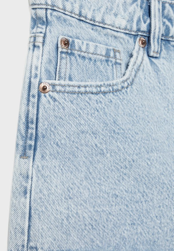 Stradivarius MICRO