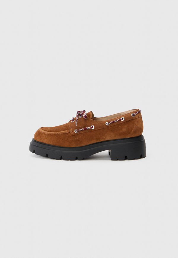 Stuart Weitzman