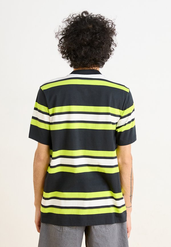 adidas Originals GRAPHIC