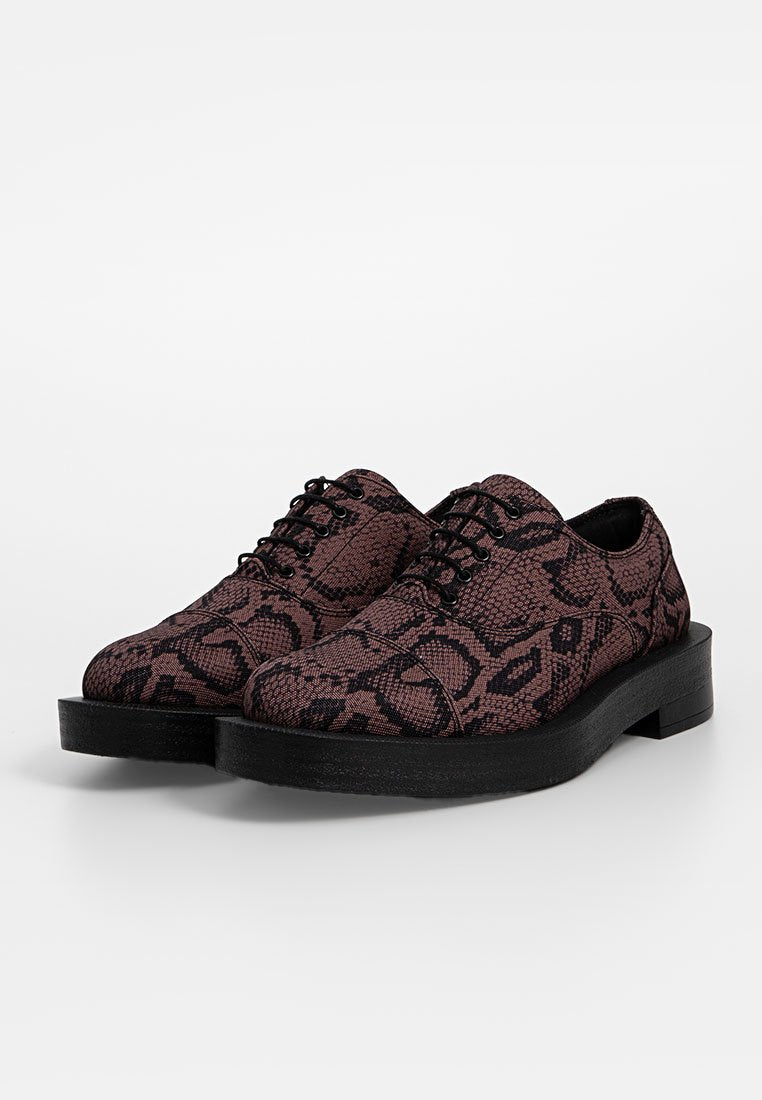 Clarks CUR