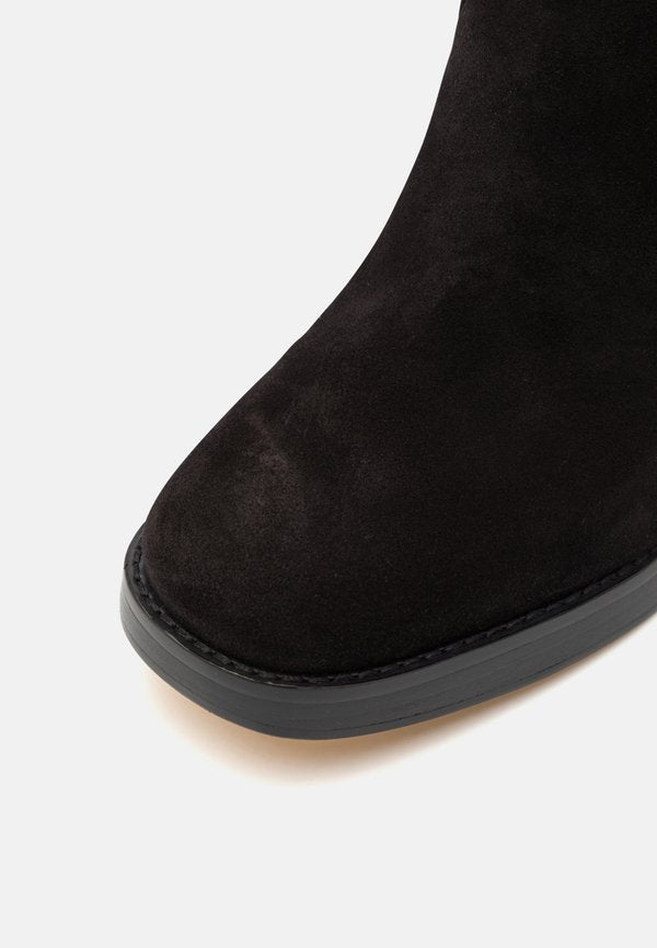 MICHAEL Michael Kors HAYDEN BOOT