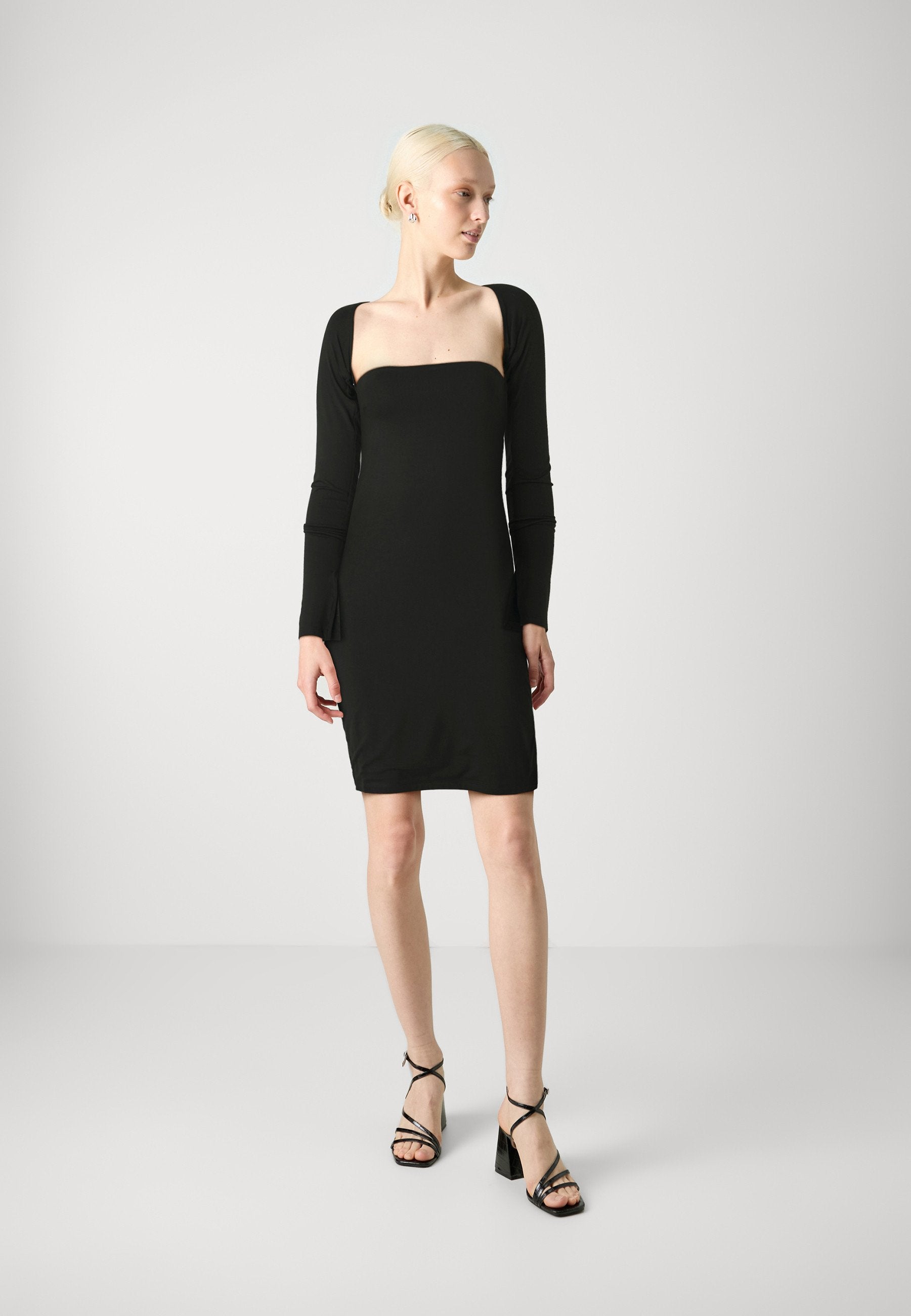 Gina Tricot SQUARE NECK MINI DRESS