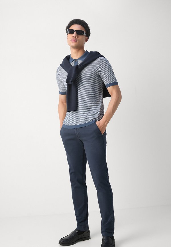 Marc O'Polo STIG SHAPED FIT SHAPED LEG REGULAR LENGTH WELT POCKETS
