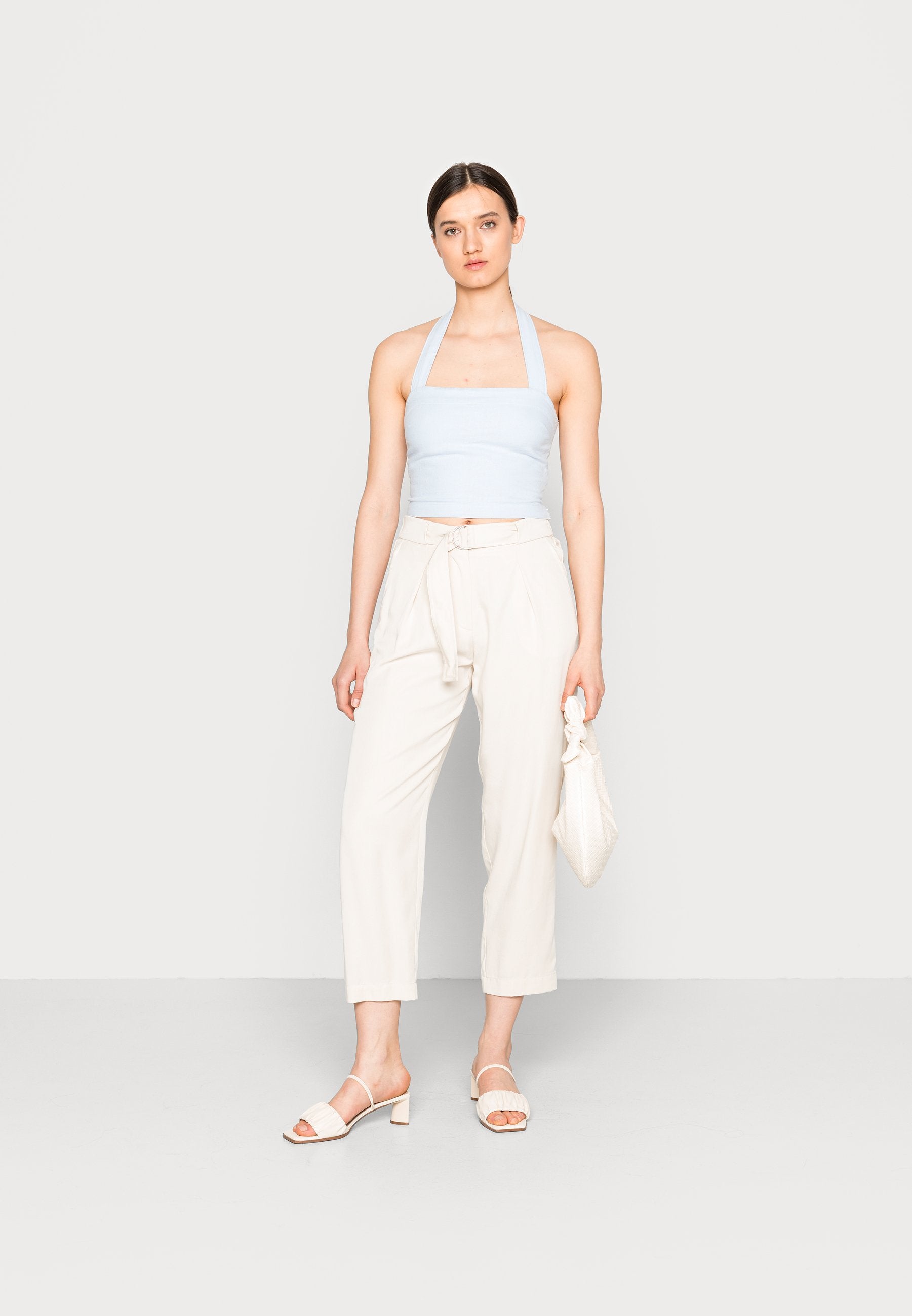 Abercrombie & Fitch UNIVERSAL HALTER