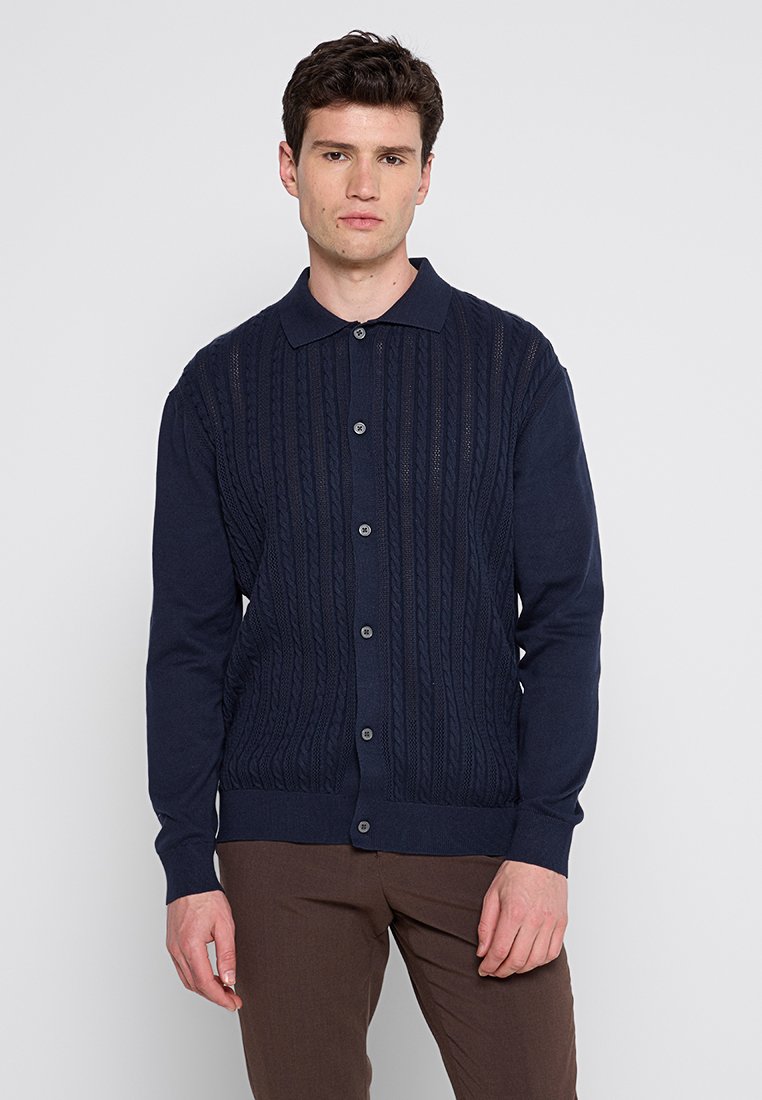 RELAXED FIT Media 1