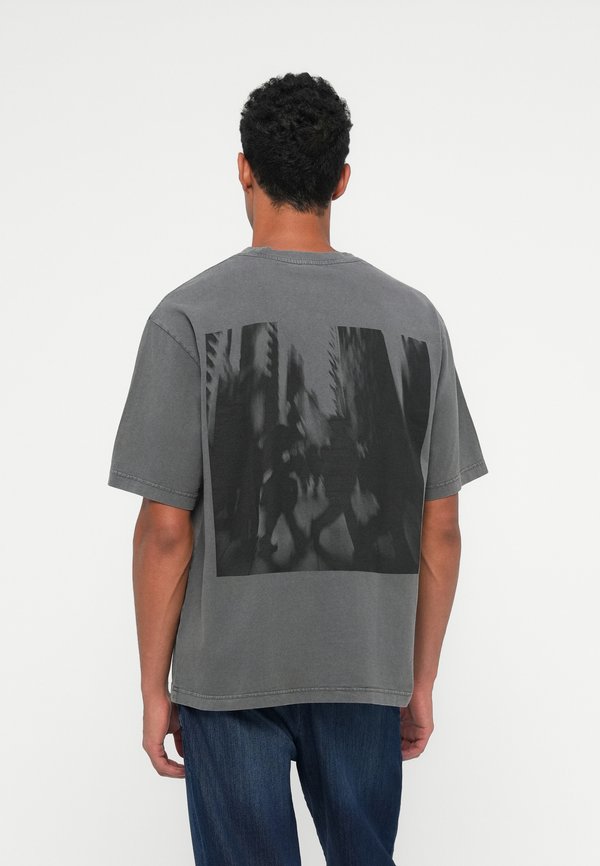 Calvin Klein Jeans OVERSIZED DISTRESSED TEE
