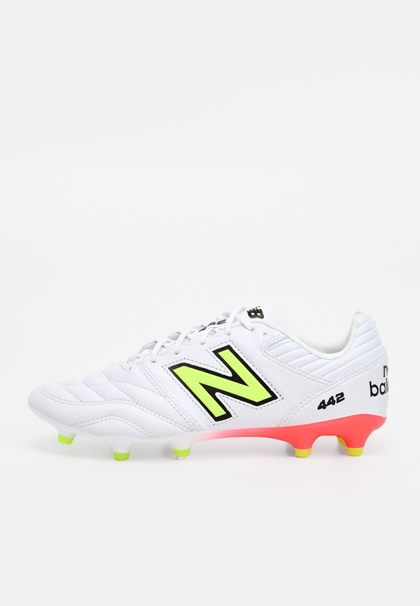 New Balance 442 PRO
