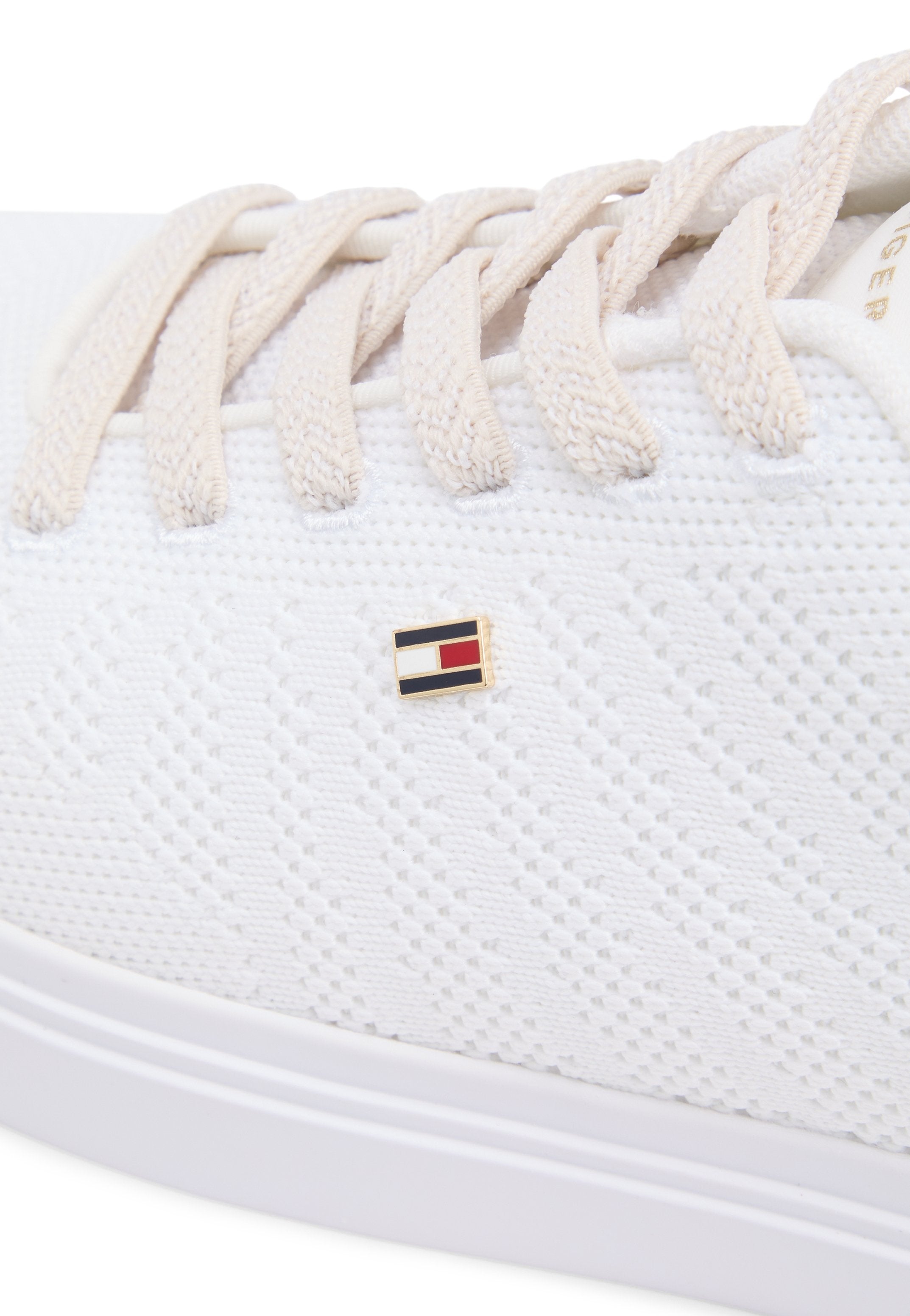 CUPSOLE Media 6
