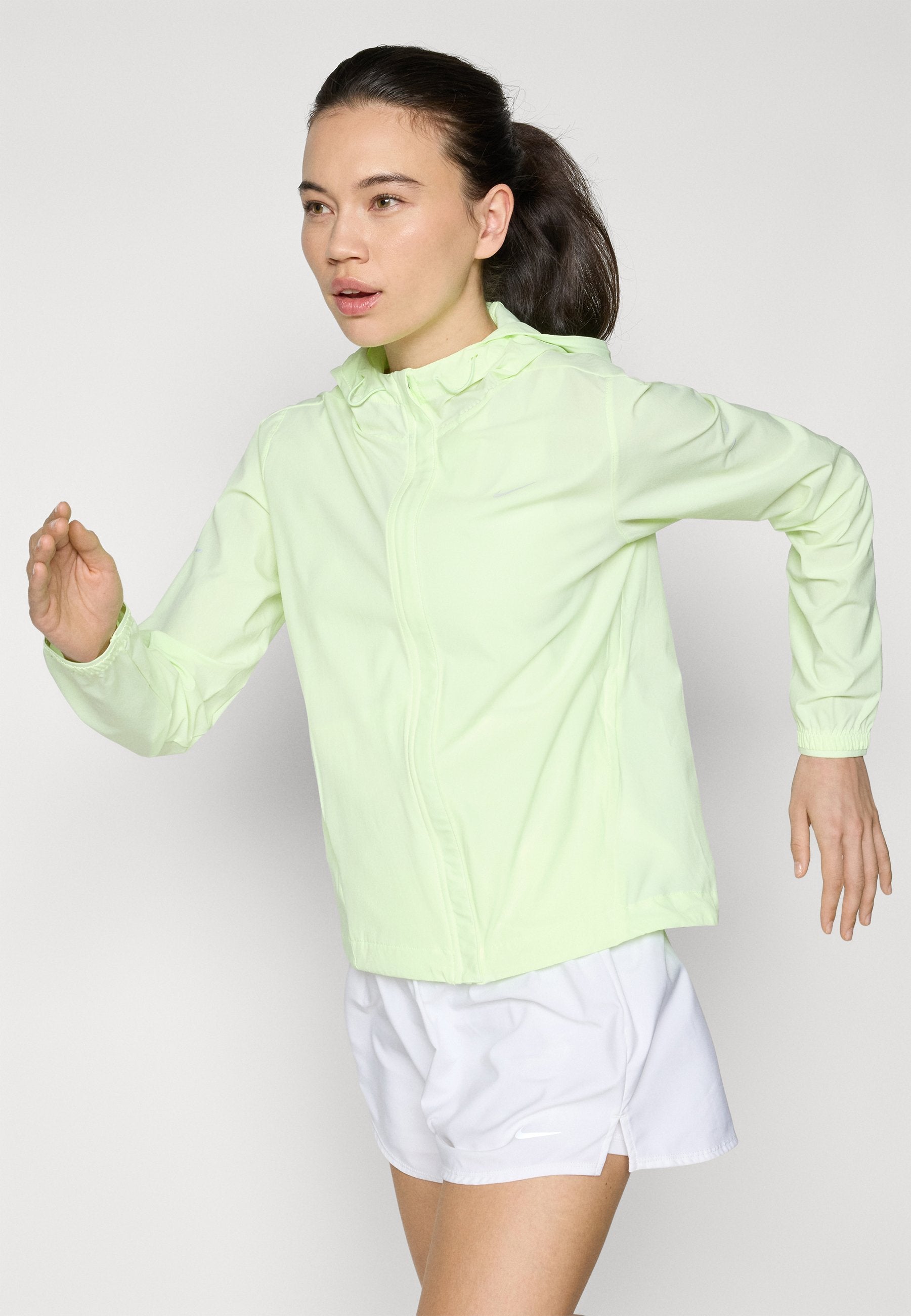 Nike Performance SWIFT