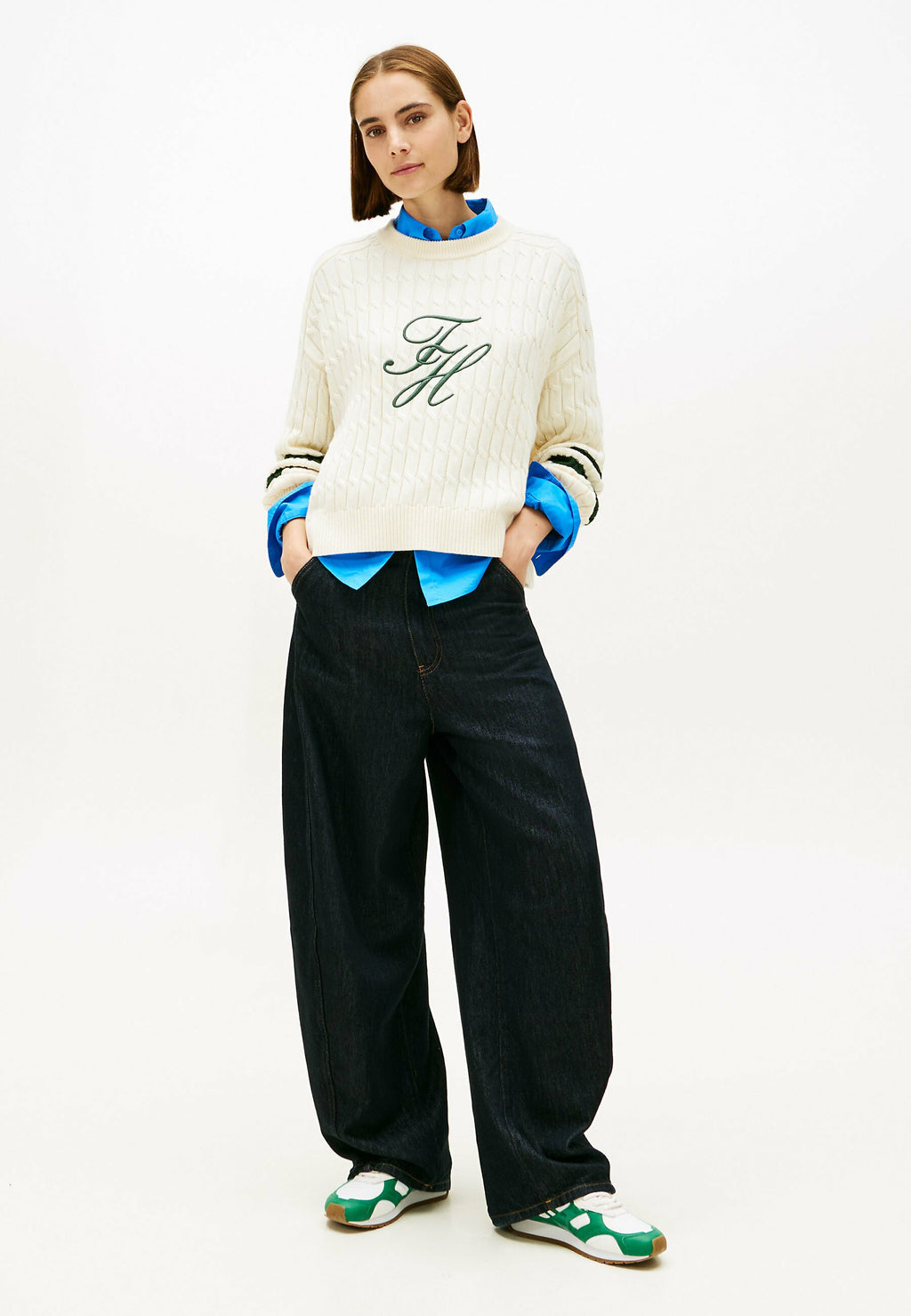 LOGO EMBROIDERY RELAXED CABLE KNIT JUMPER Media 2