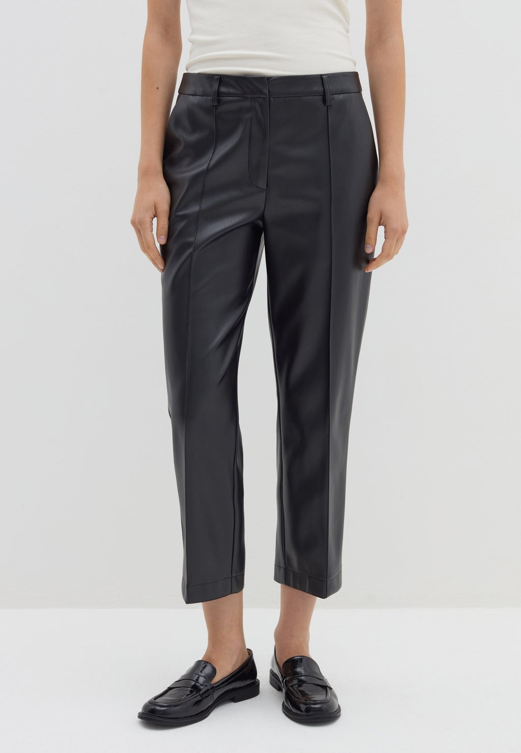 Stefanel GLOSSY-EFFECT CROPPED