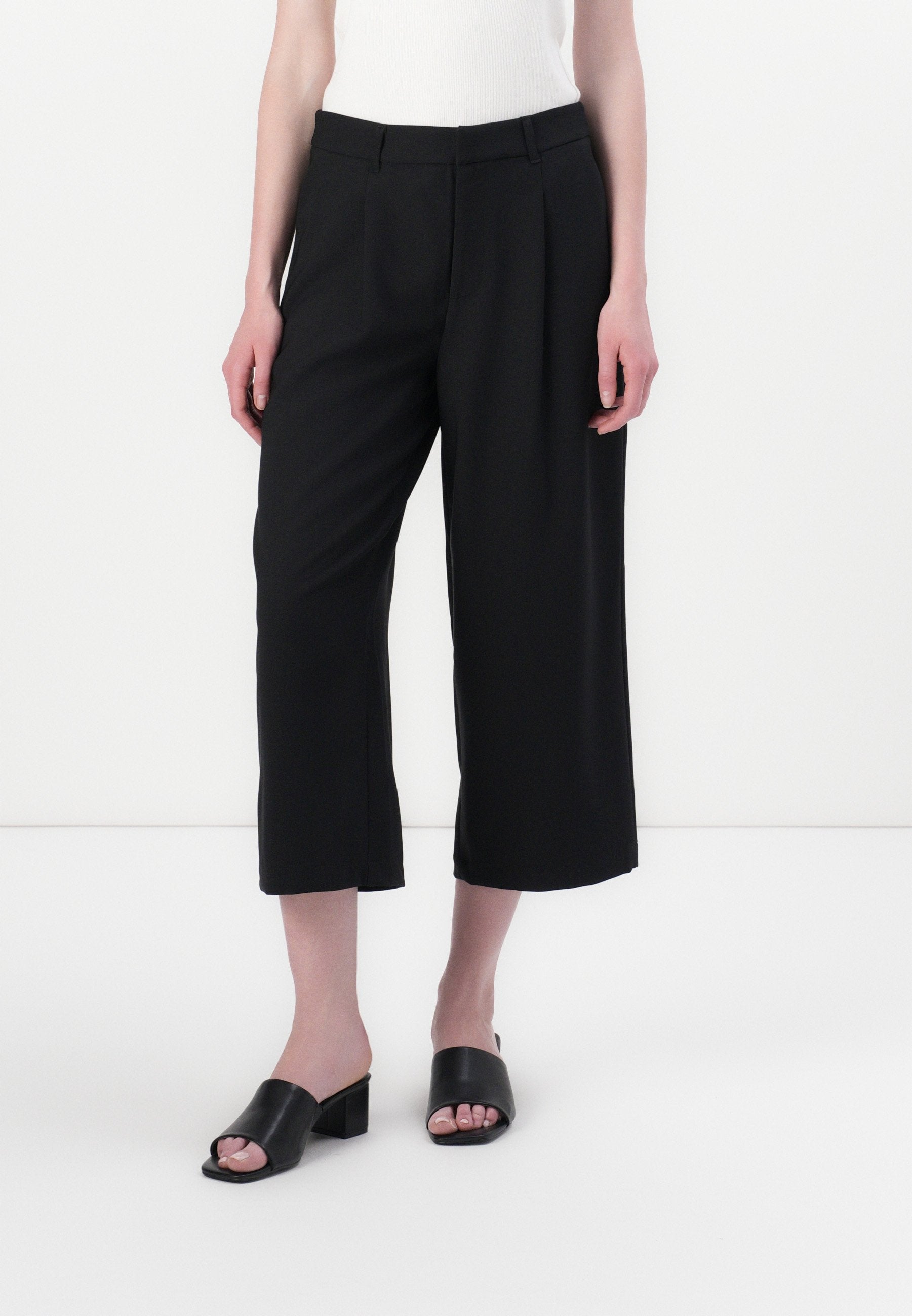 ONLLANDO PLEAT CULOTTE PANT Media 3