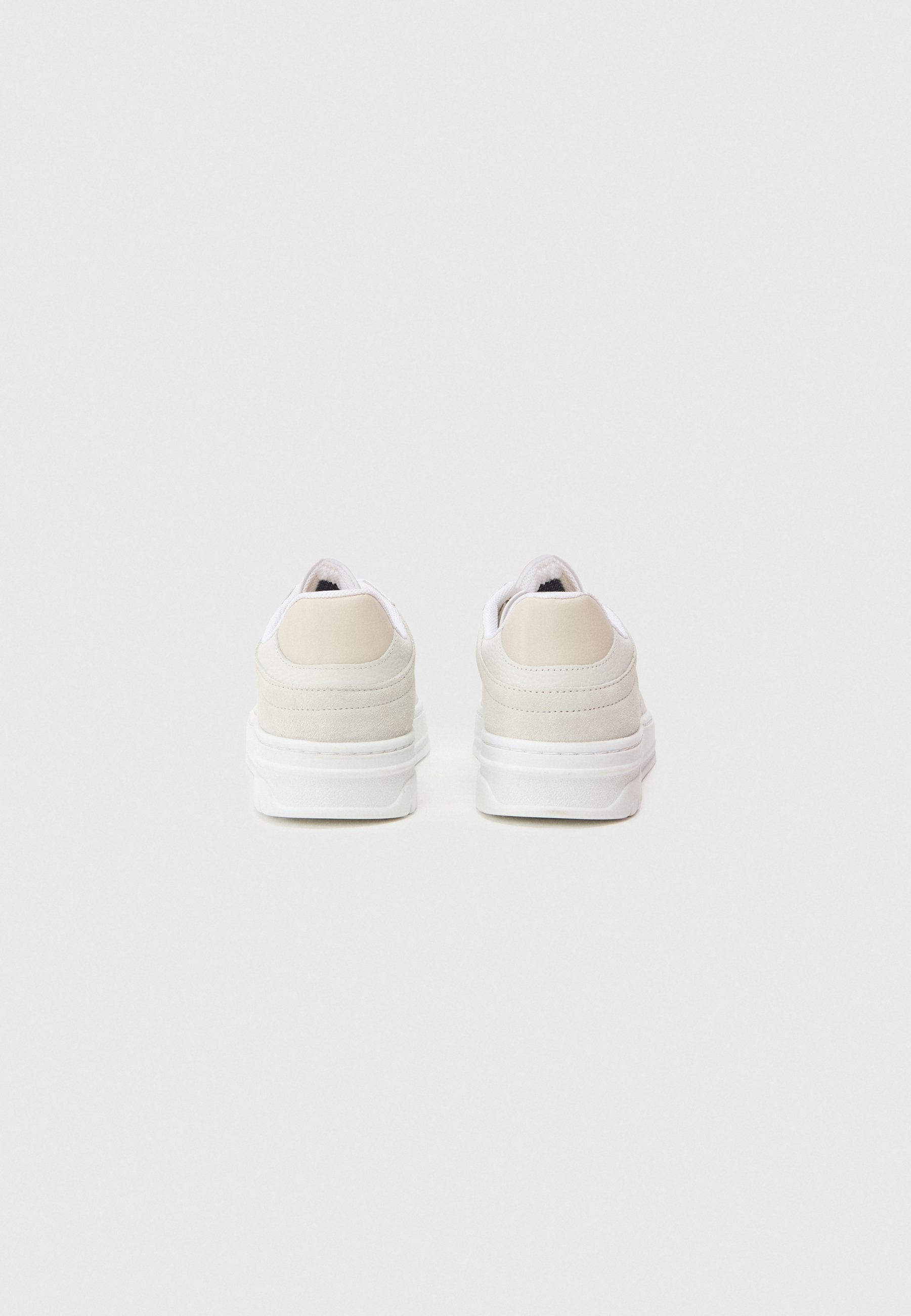 LEATHER MIXED TEXTURE CUPSOLE TRAINERS Media 3
