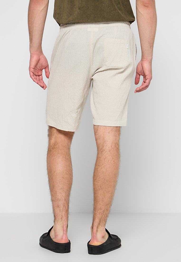 RELAXED FIT Media 3