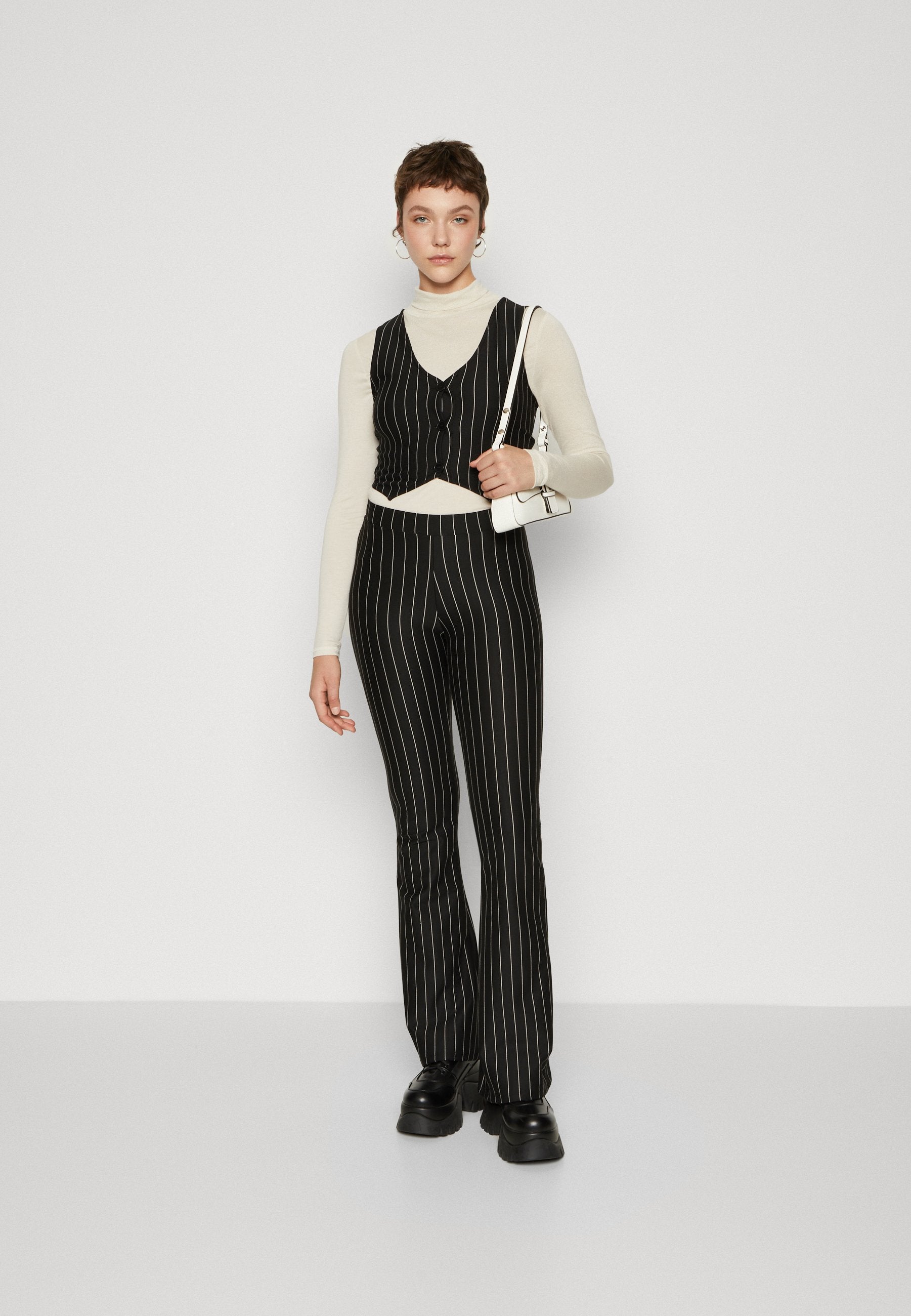 ONLY ONLFEVER PINSTRIPE FLARED