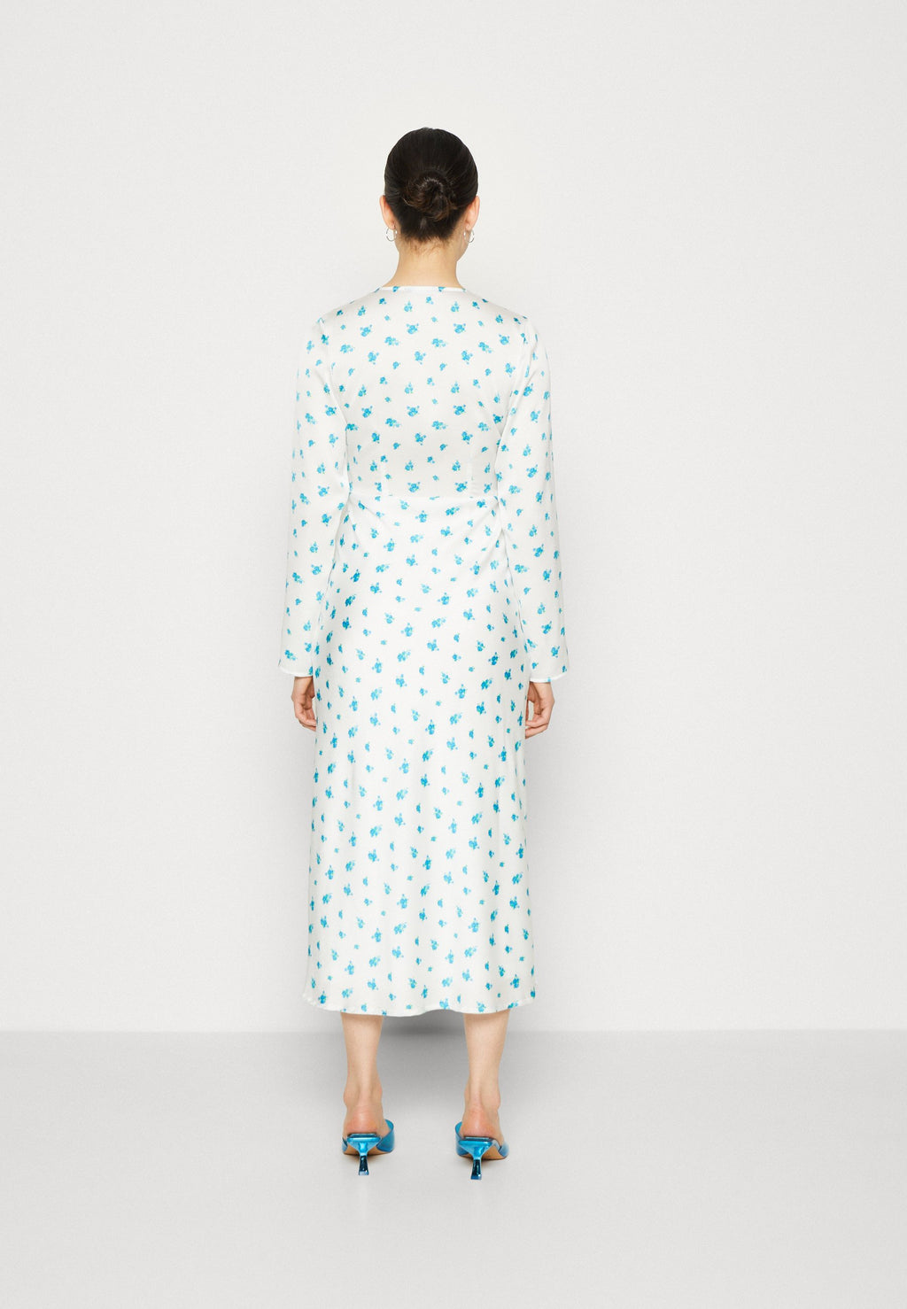 Gina Tricot TIE FRONT MIDI DRESS