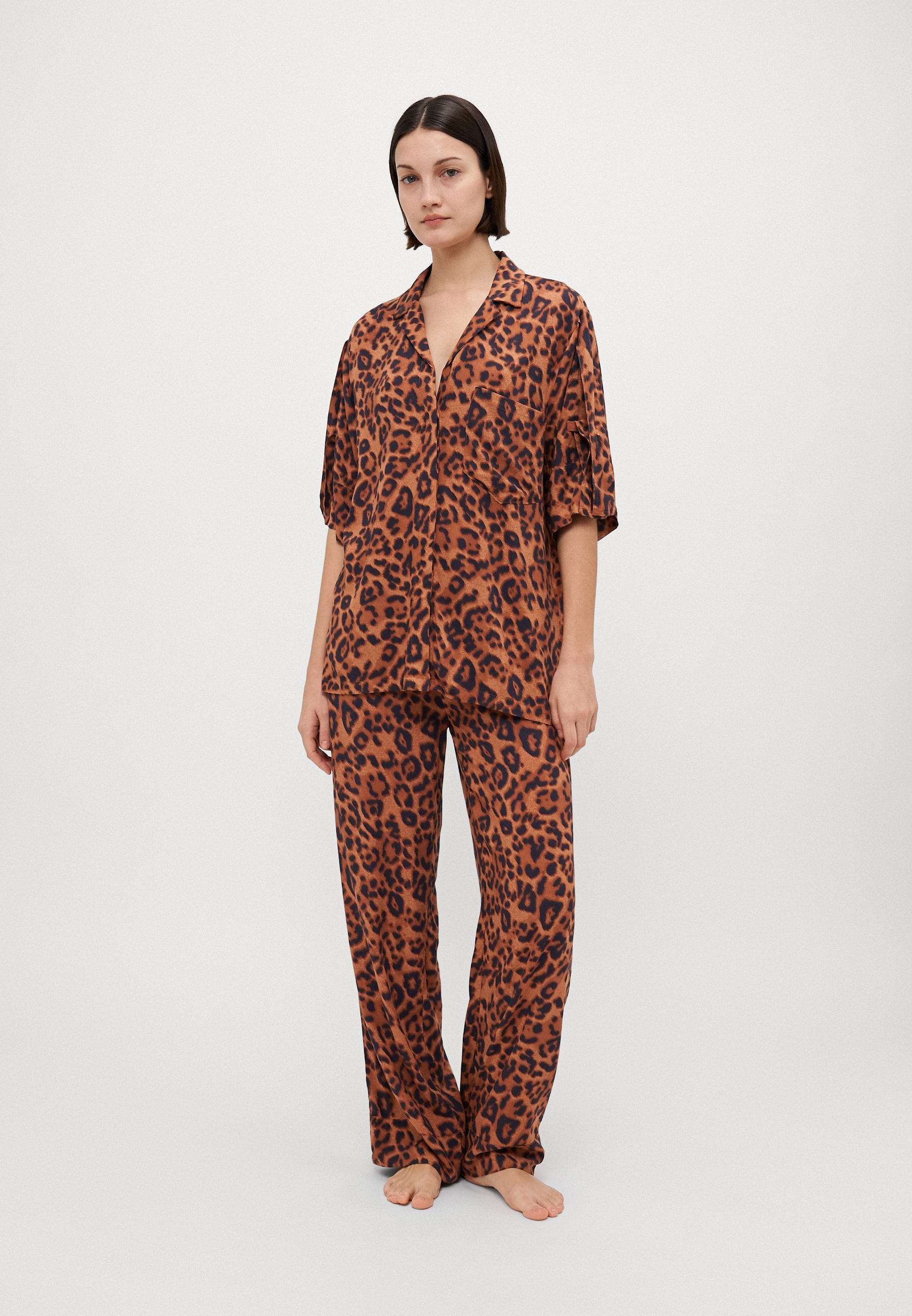 TROUSERS Media 2