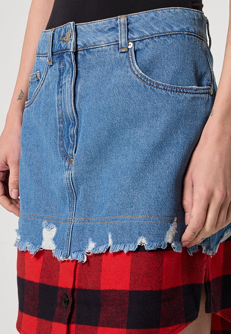 MOSCHINO JEANS