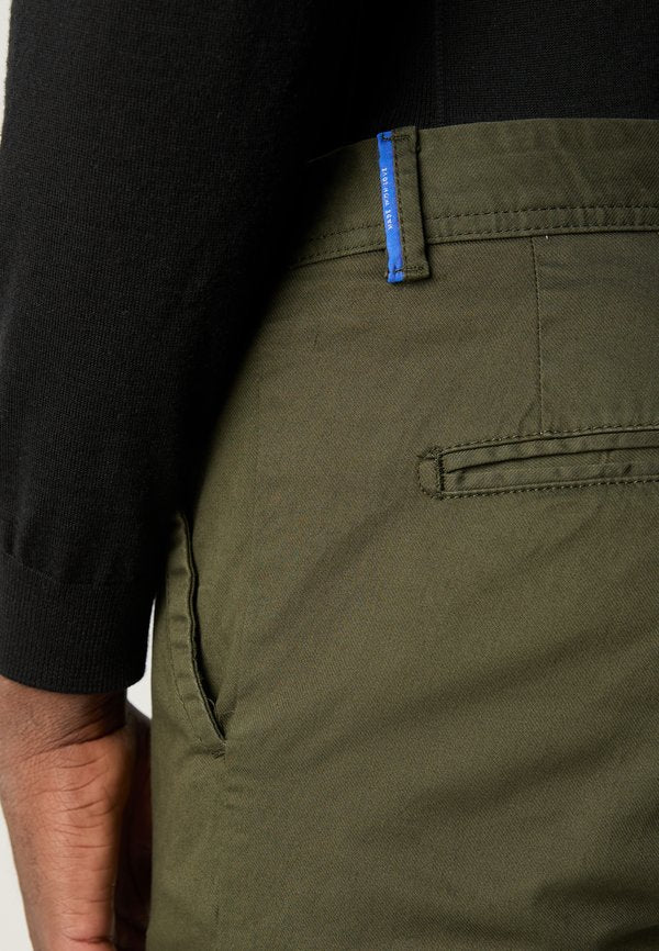Scotch & Soda ESSENTIALS STUART