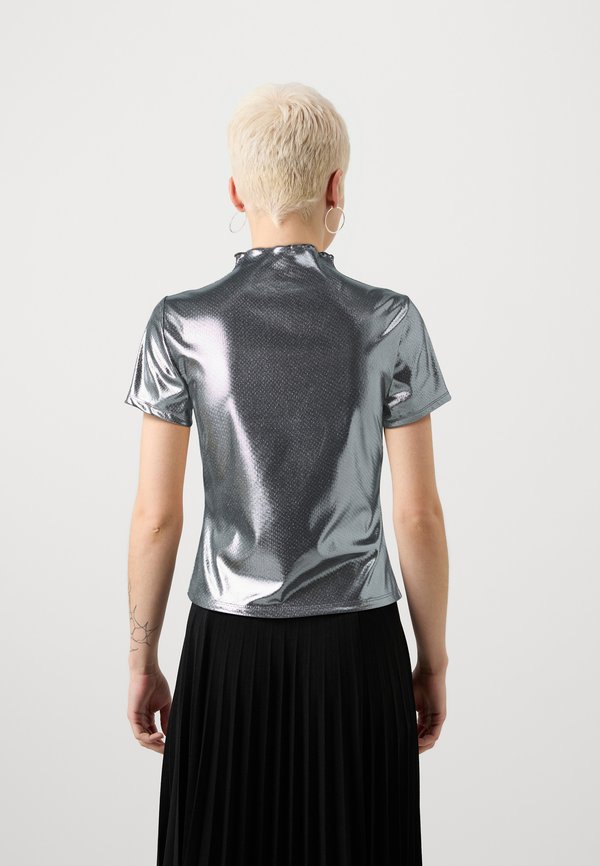 ONLY Petite ONLMELIA MOCKNECK