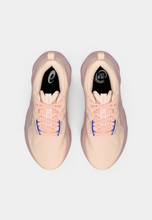 ASICS NOVABLAST 5