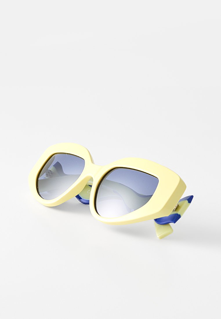 KARL LAGERFELD Sonnenbrille Media 6