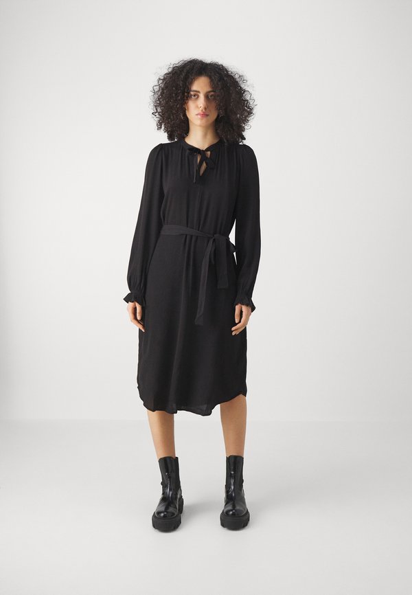 Bruuns Bazaar LILLIBBFIORA DRESS