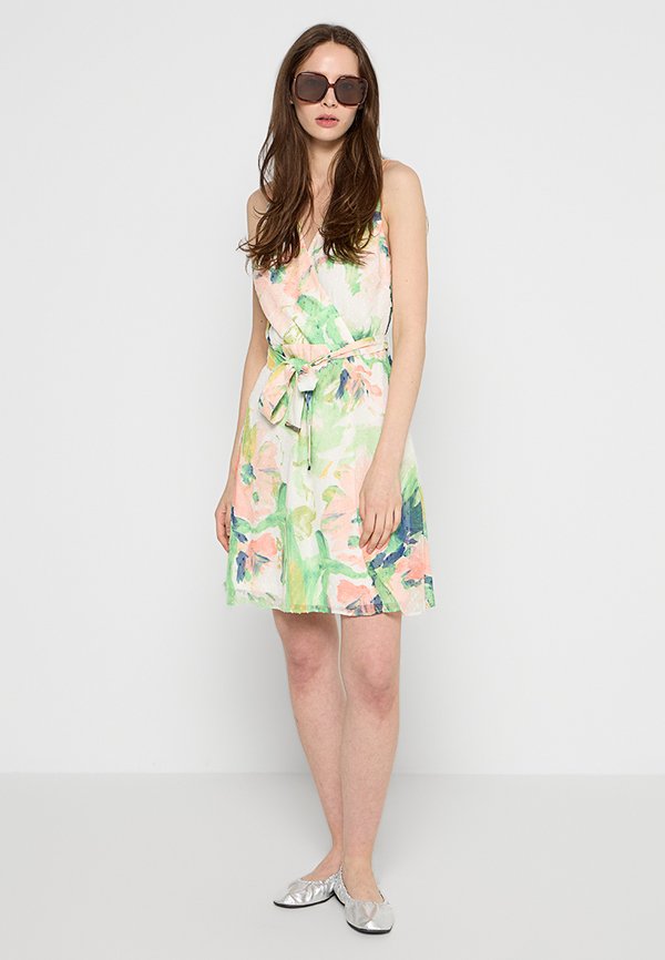 DKNY
