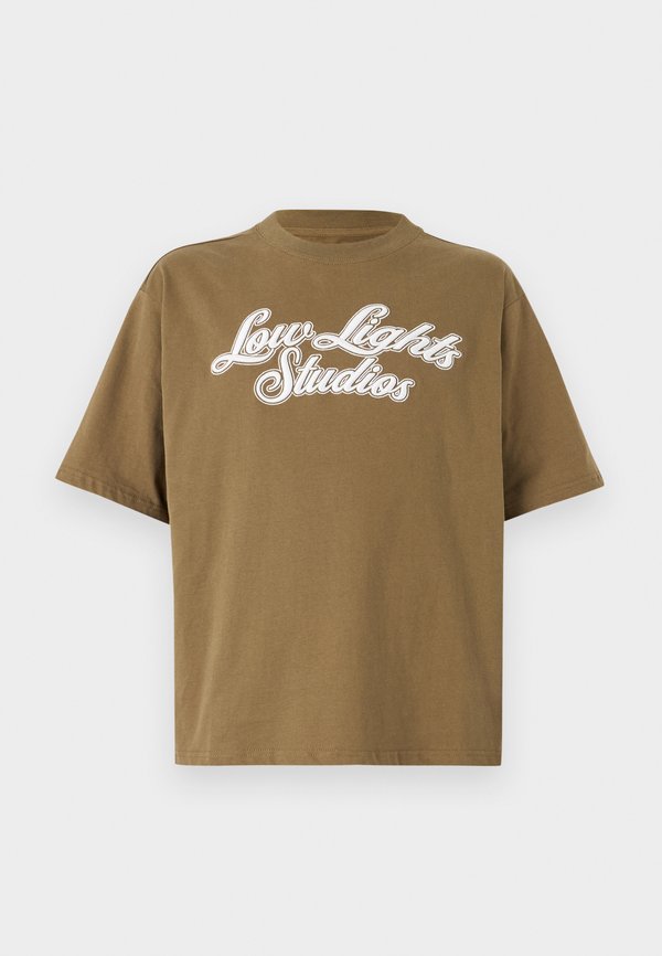 LOW LIGHTS STUDIOS® SHUTTER UNISEX