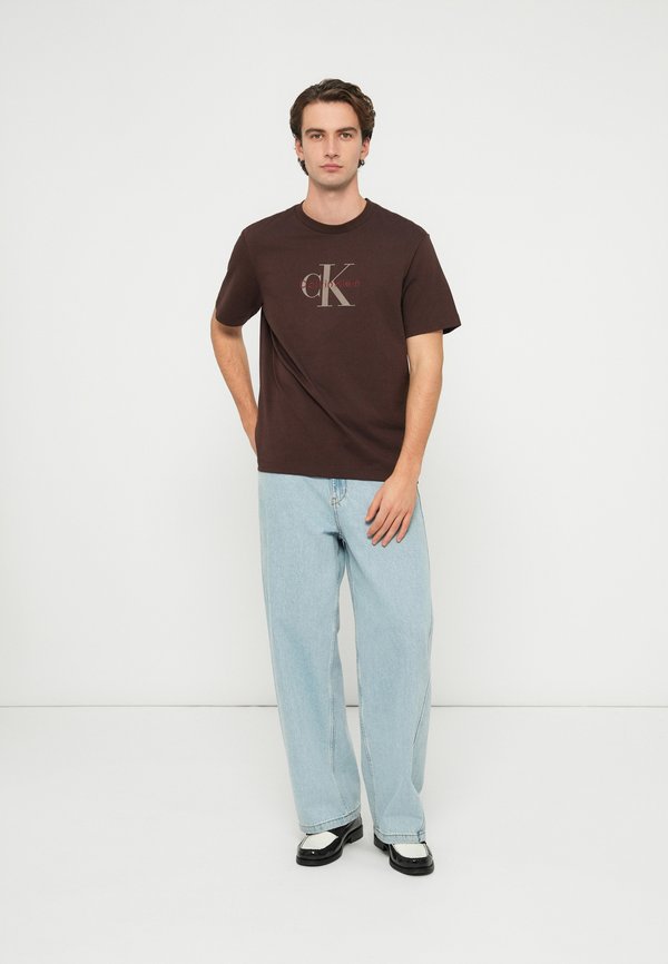 Calvin Klein Jeans SS HERO MONOLOGO TEE 20S