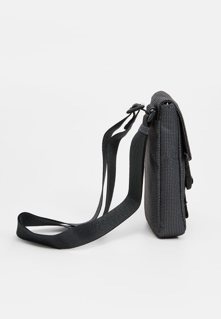 Mandarina Duck DISTRICT