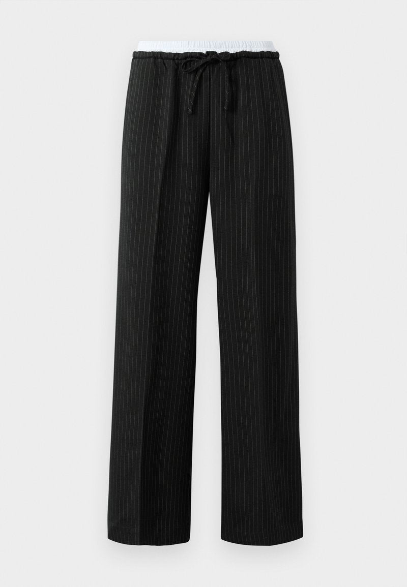 NMDALLAS PINSTRIPE Media 1