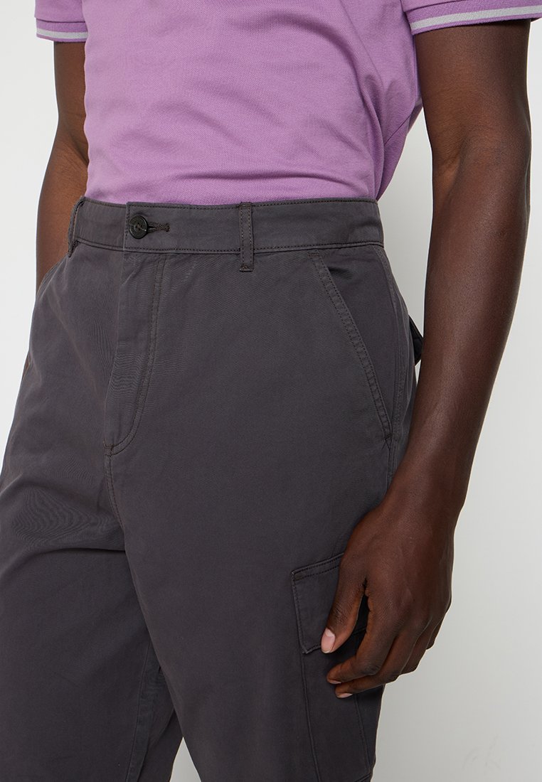 Lyle & Scott CARGO SHORT