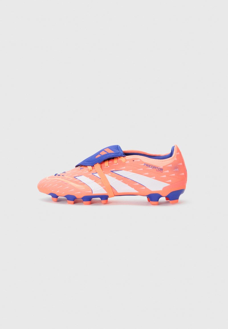 PREDATOR PRO FOLD-OVER TONGUE MULTI GROUND FOOTBALL BOOTS Media 1