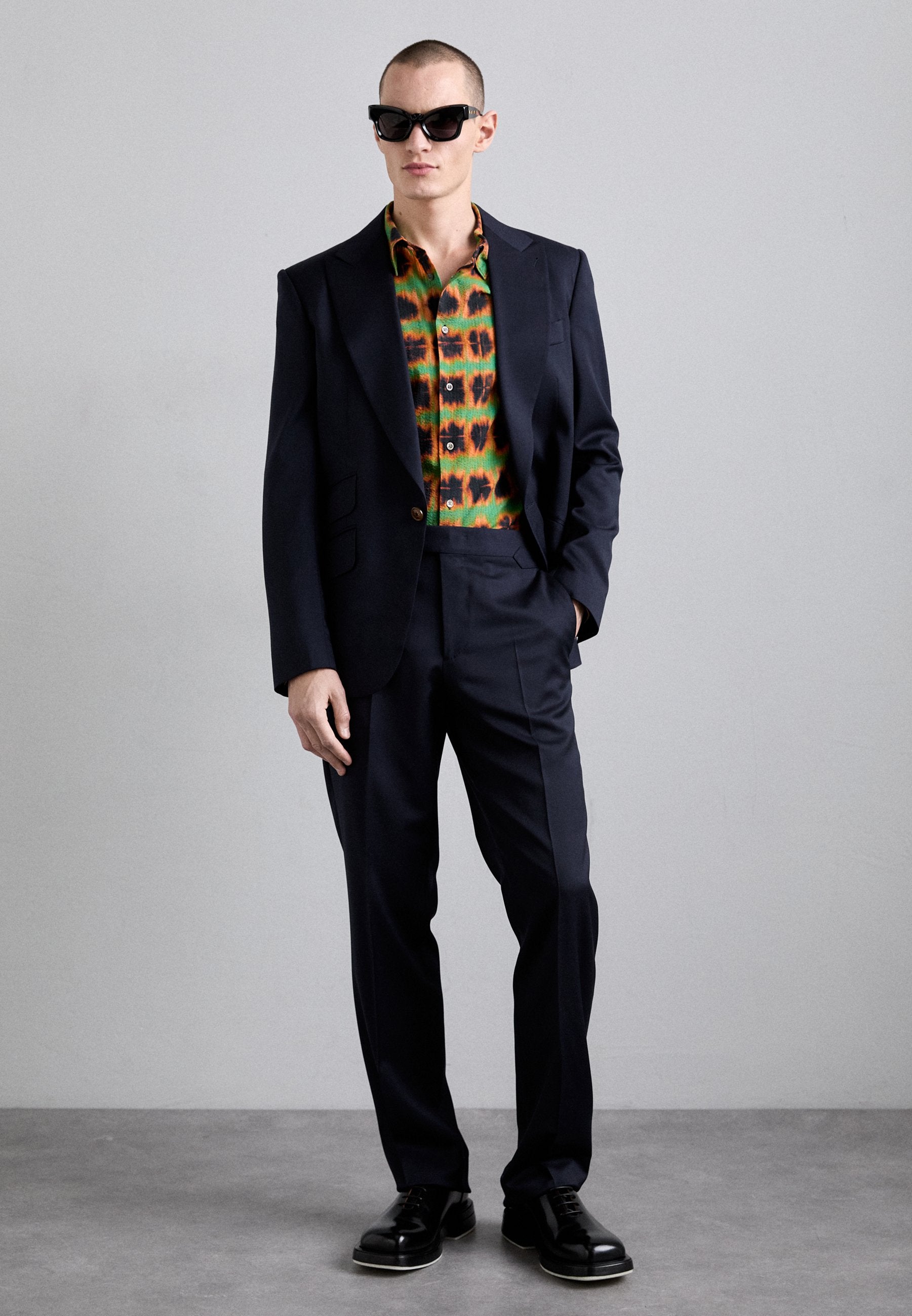 Vivienne Westwood ONE BUTTON