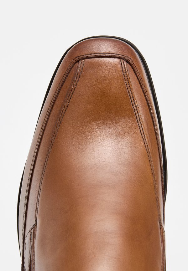 Clarks TILDEN FREE