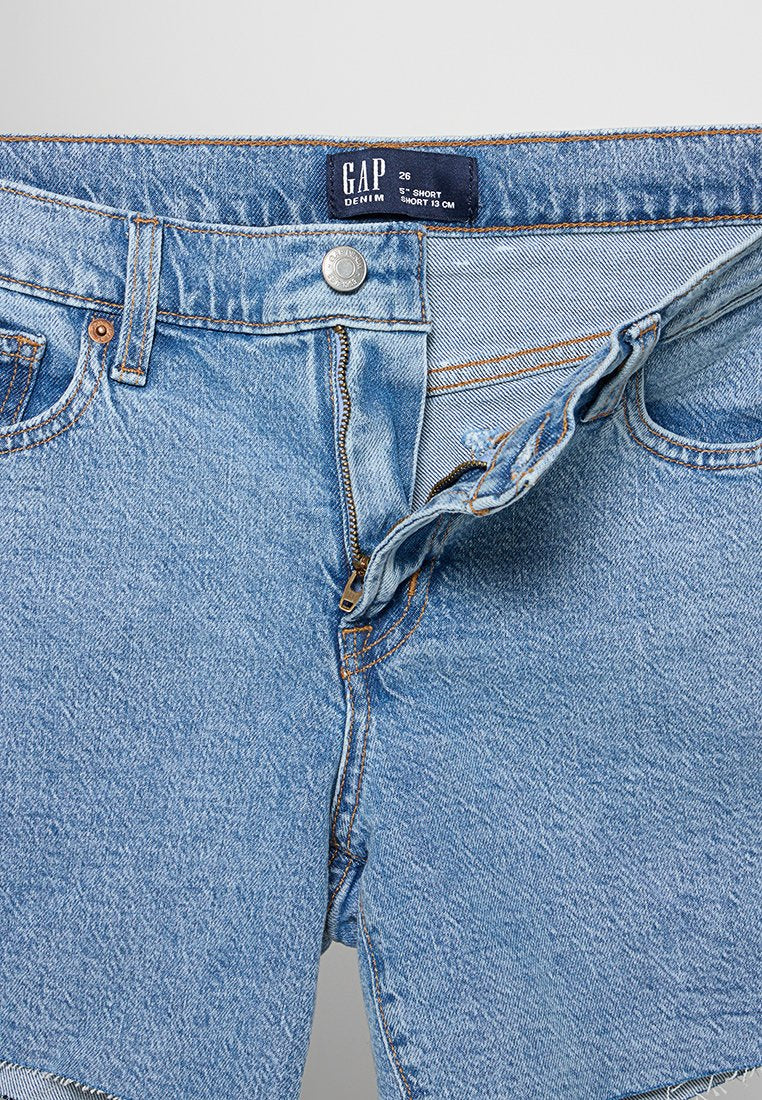 GAP BROOKS