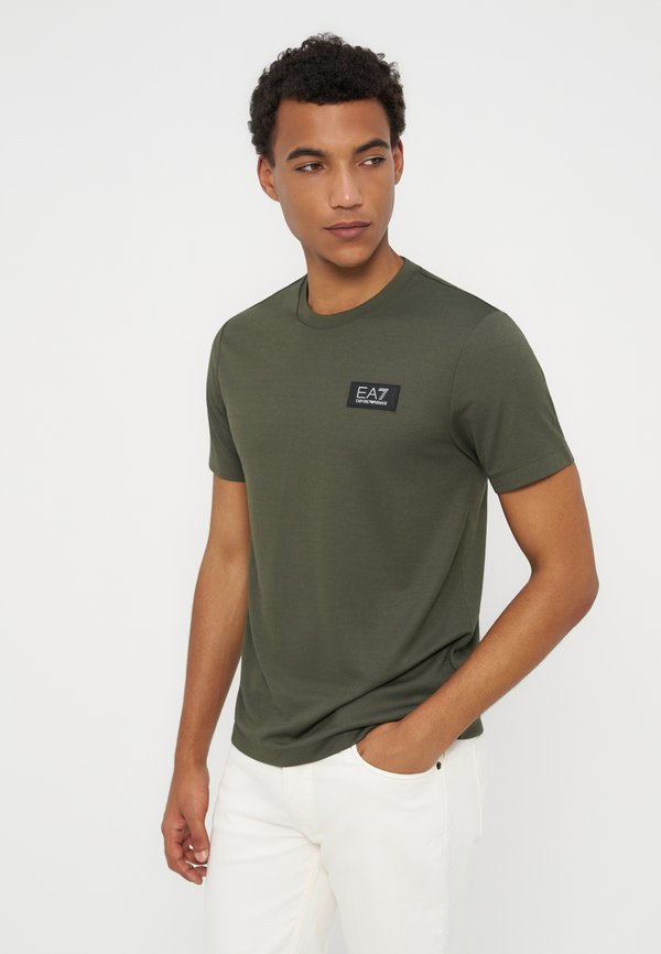 EA7 Emporio Armani