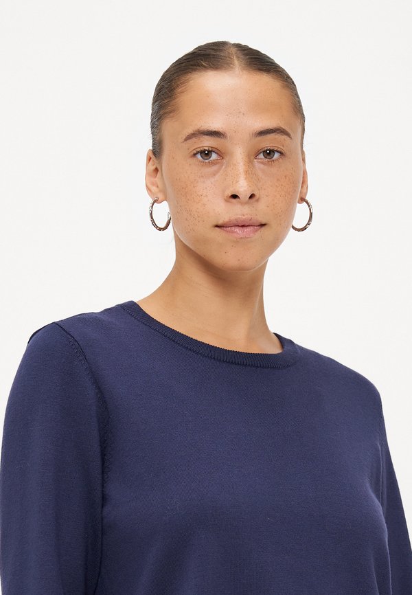 Vero Moda Petite VMSILJE O NECK SHORT