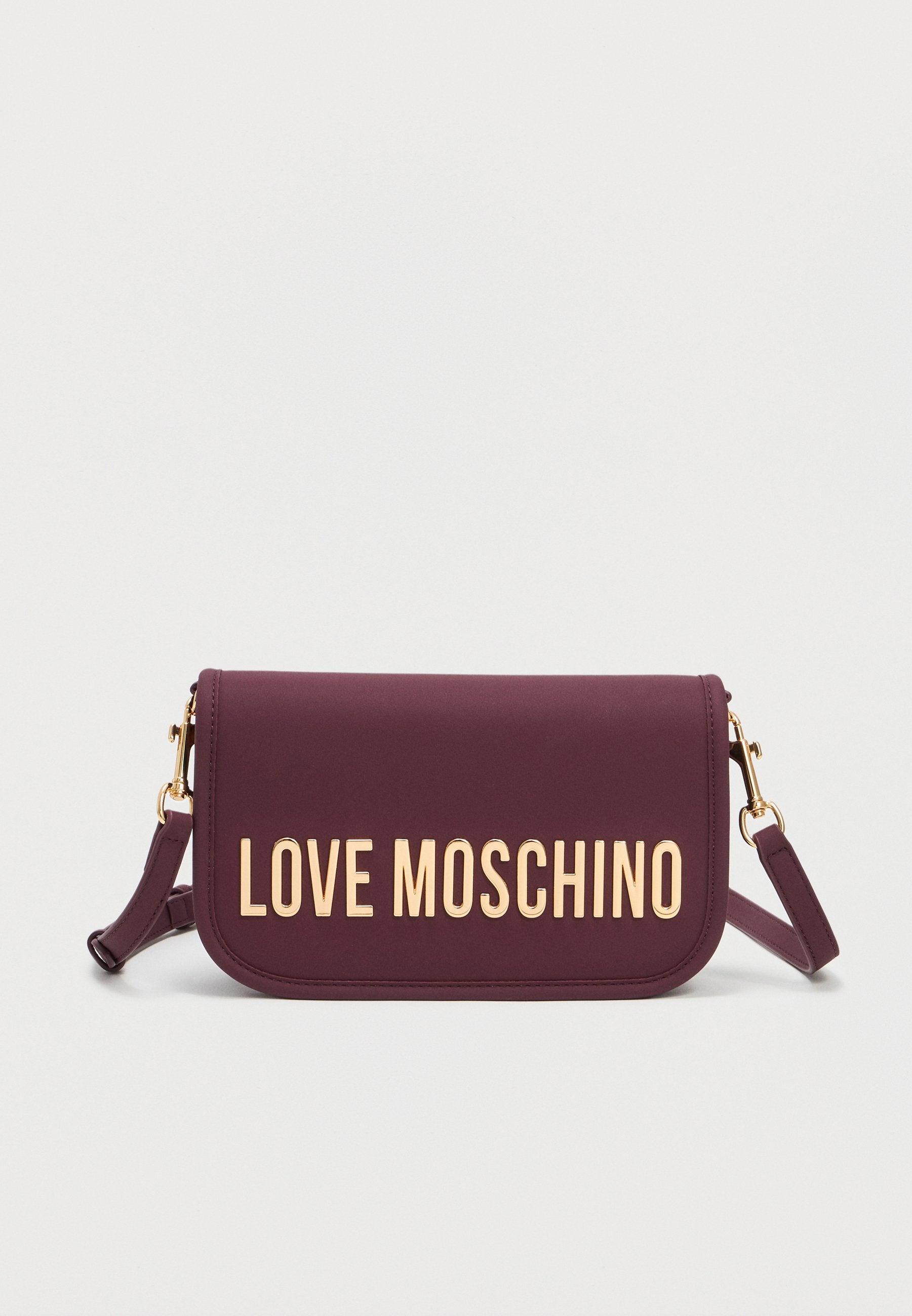 Love Moschino