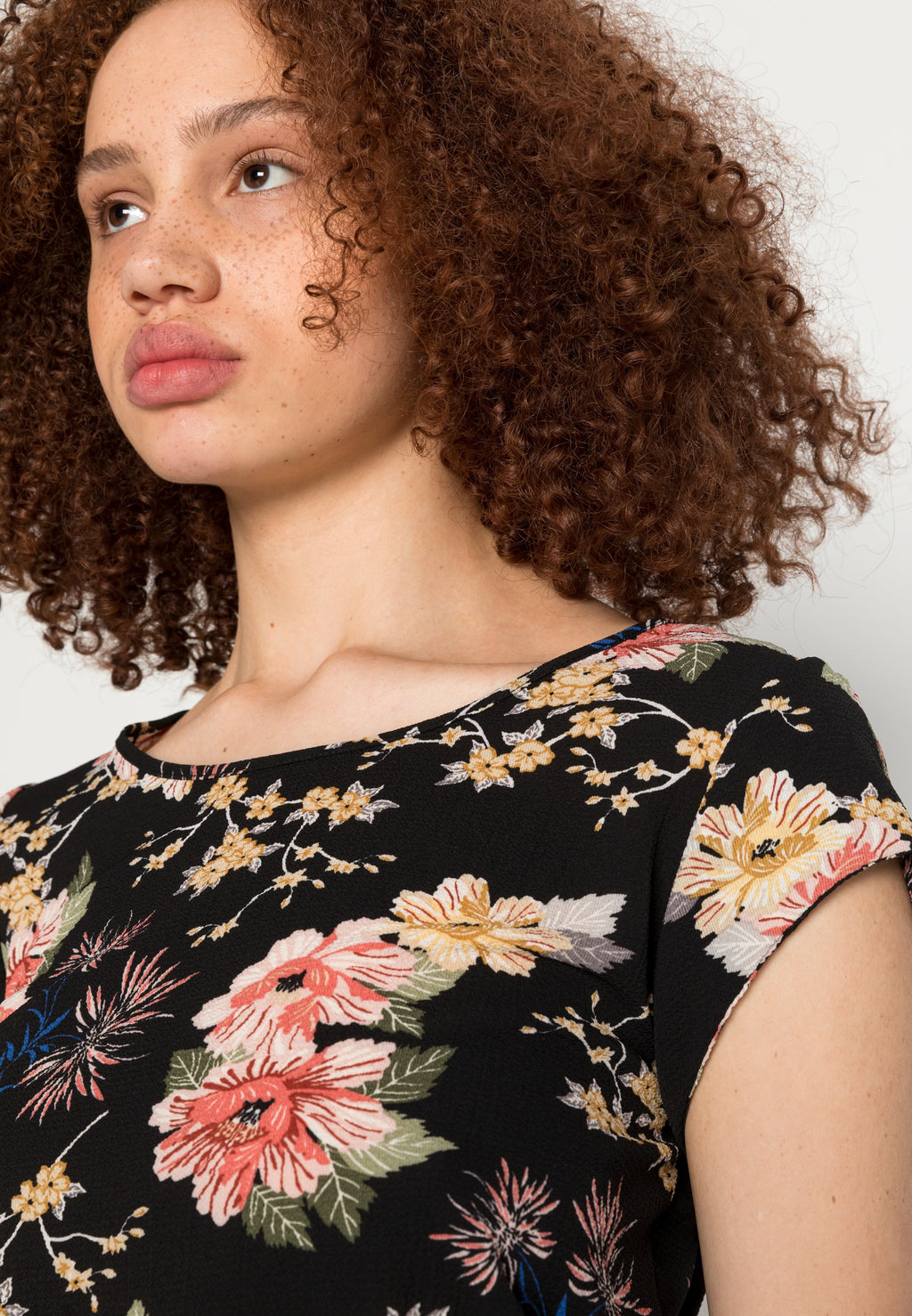 ONLY ONLVIC S/S AOP TOP NOOS PTM