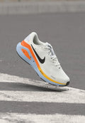 Nike Performance STRUCTURE 26 - Road running shoes - white/black/hydrogen blue/total orange/laser orange