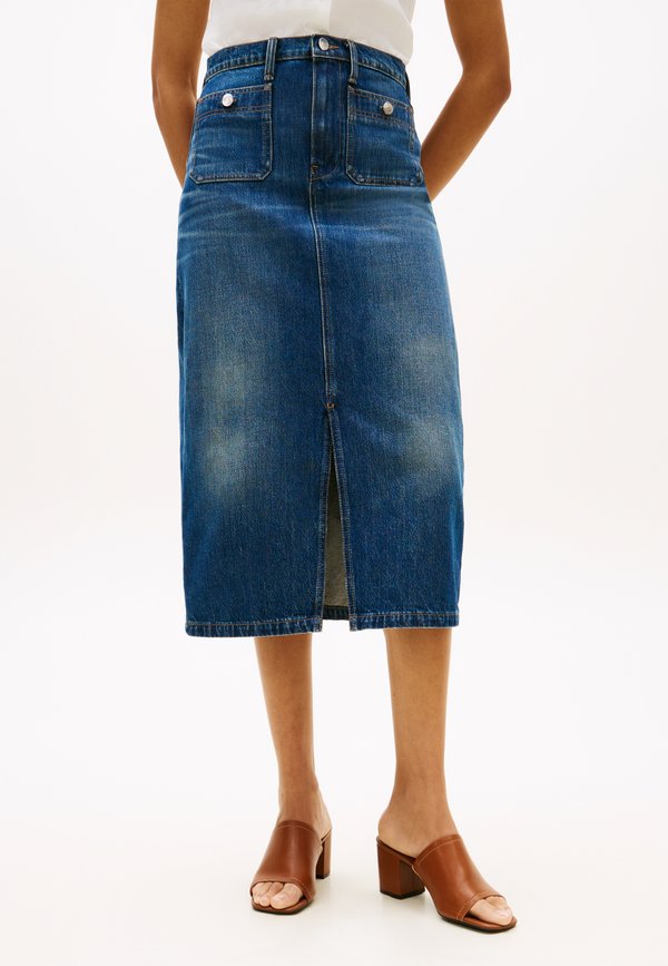 Tommy Hilfiger HIGH RISE STRAIGHT DENIM MIDI SKIRT - Denim skirt - blue denim