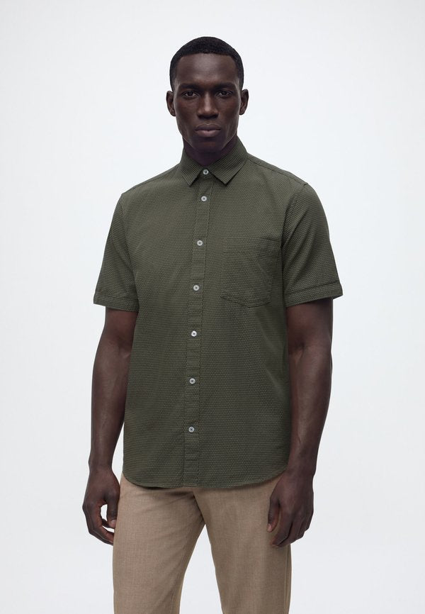 TOM TAILOR STRUCTURED SHIRT - Shirt - deep leaf green dot structure